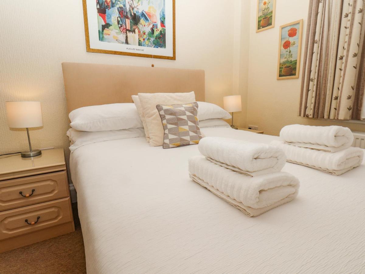 Lonsdale Holiday home